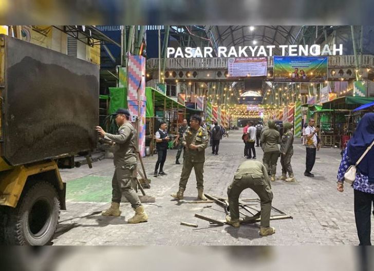 Photo of Pemkot Pontianak Siapkan Kios Relokasi untuk Pedagang, PKL Jalan Asahan Ditertibkan