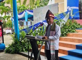 Krisantus Ucapkan Assalamualaikum di Acara Gereja HKBP