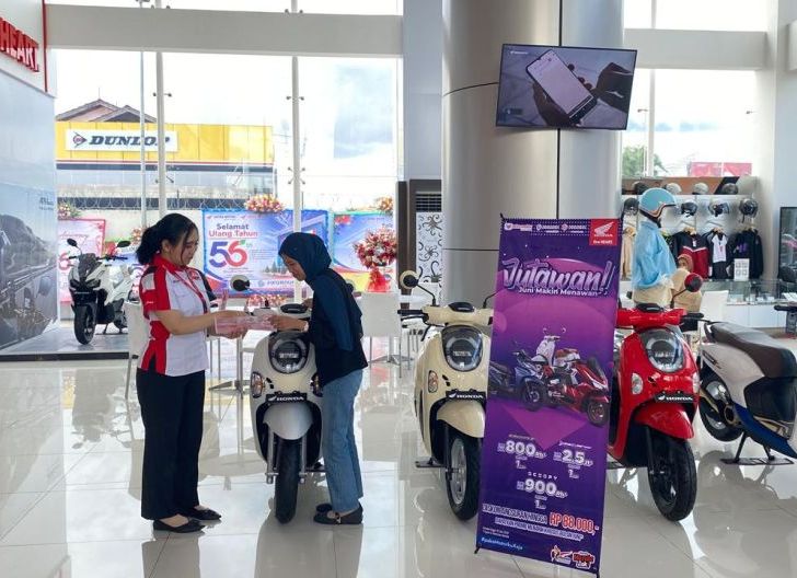 Photo of Juni Makin Menawan dengan Promo Motor Honda Terkini dari Astra Motor Kalbar