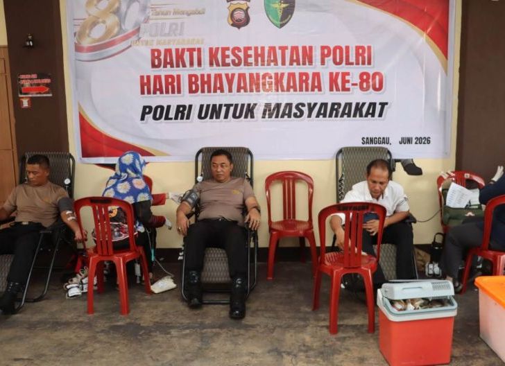 Photo of Donor Darah Hari Bhayangkara ke-80, Polres Sanggau Wujudkan Kepedulian Nyata untuk Kemanusiaan