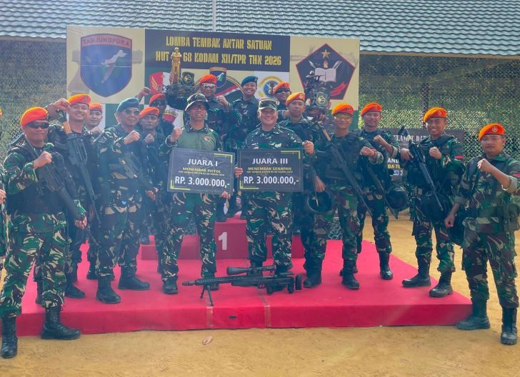 Photo of Sabet Juara Menembak di HUT Kodam XII/Tanjungpura, Batalyon Parako 466 Pasgat Ukir Prestasi Gemilang