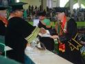 Dekan Fakultas Hukum UM Pontianak Raih Predikat Wisudawan Terbaik PDIH UNISSULA