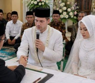 Cinta Tanpa Batas Negara, Tapi Jangan Sampai Jadi Korban! Imigrasi Pontianak Ingatkan Bahaya Kawin Pesanan dan Risiko Perkawinan dengan WNA