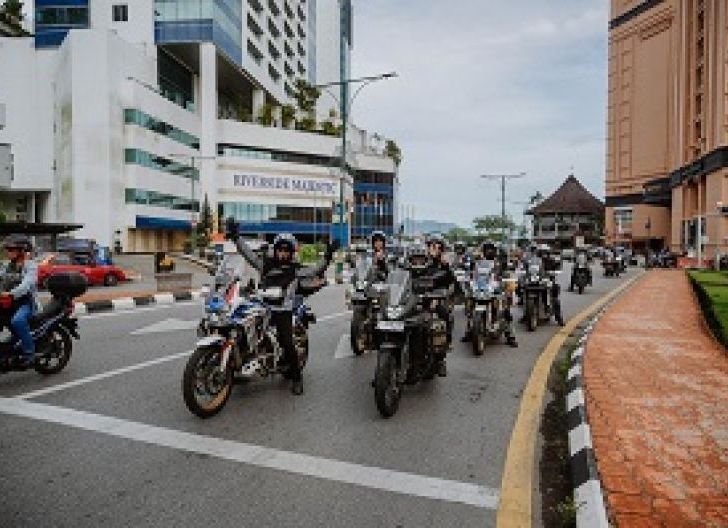 Photo of Ekspedisi Honda Big Bos 2026: Menjelajah Tiga Negara Melalui Bumi Khatulistiwa