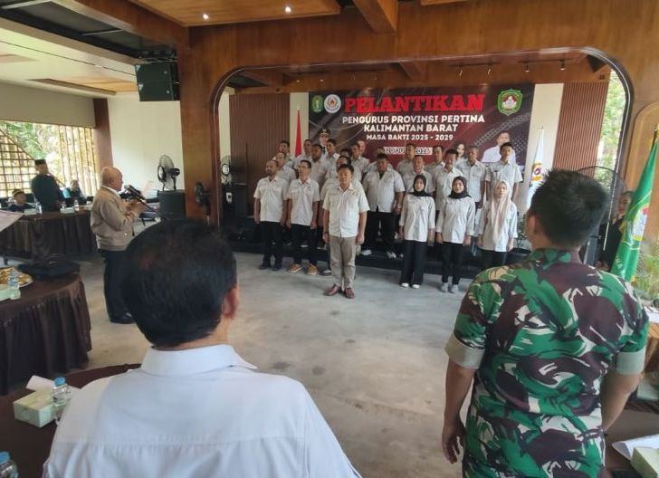 Photo of Siap Cetak Petinju Berprestasi dan Harumkan Nama Daerah, Pelantikan Pengprov Pertina Kalbar 2025-2029 Berlangsung Khitmad