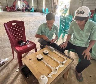 PLN Beri Pelatihan Instalasi Listrik di Desa Nanga Nuar