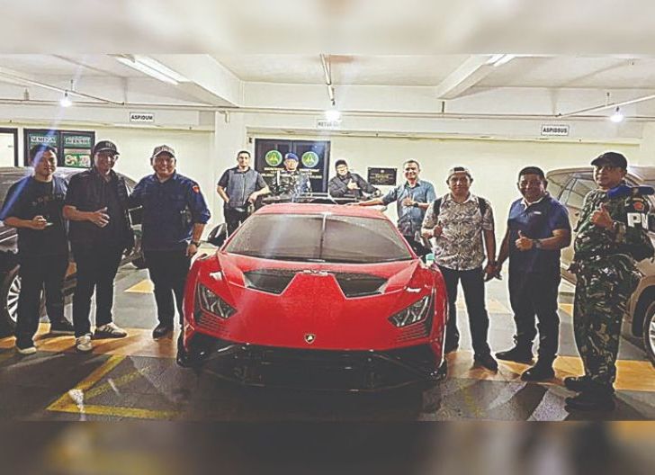 Photo of Lamborghini Aventador Milik Aseng Disita Kejagung, Korupsi Tambang Bauksit Kalbar