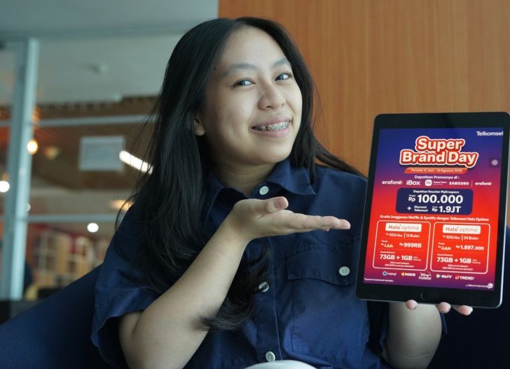 Photo of Super Brand Day Telkomsel dan Erajaya di Indonesia Timur, Berikan Banyak Keuntungan Pelanggan dari Diskon hingga Hiburan Digital Gratis