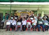 Photo of Baznas Singkawang Berikan Penghargaan Kepada 16 Tenaga Medis Khitan