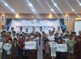 Photo of YBM PLN UID Kalbar Hadirkan Khitan Sehat untuk 139 Anak, Wujud Nyata Energi Kepedulian di Bulan Muharram