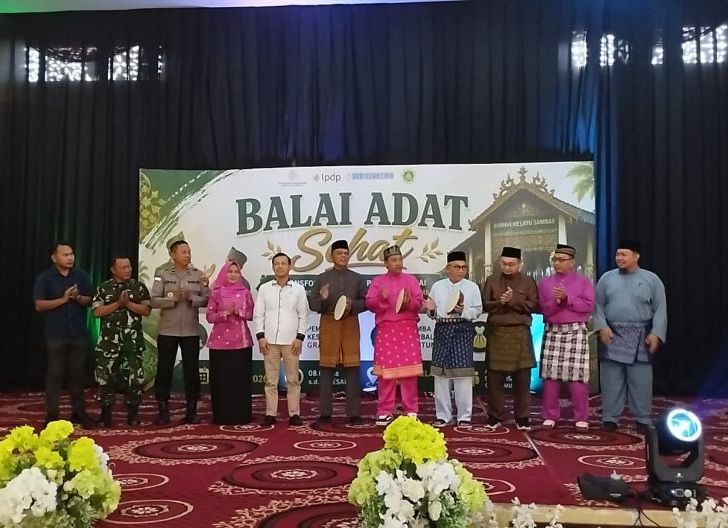 Photo of Balai Adat Sehat, Ikhtiar Sambas Merajut Budaya dan Kesehatan dalam Satu Gerakan