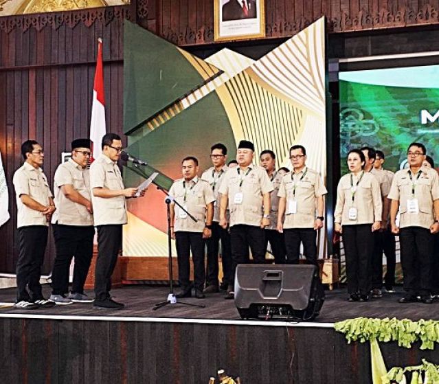 Bupati dan Wali Kota se-Kalbar Resmi Dilantik Menjadi Ketua HKTI