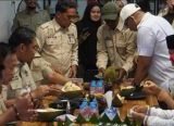 Photo of Kunjungi Sekretariat DPW Tani Merdeka Indonesia Kalbar, Sudaryono Apresiasi Hasil Kebun Lokal dan Kekompakan Pengurus