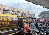 Photo of Empat Ruko di Jalan Pramuka Singkawang Terbakar