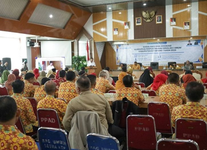 Photo of Percepat Akreditasi Perpustakaan Sekolah untuk Perkuat Budaya Literasi di Ketapang