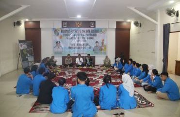 Wagub Krisantus Bekali Mahasiswa KKN Universitas PGRI Pontianak