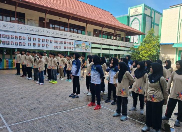 Photo of Kontingen Kota Pontianak Ikuti Pembukaan Korma Kalbar 2026 di Halaman Kantor Bupati Kubu Raya