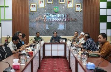 Pemkot Singkawang Minta Penjelasan PLN Terkait Pemadaman Listrik Akhir-Akhir Ini