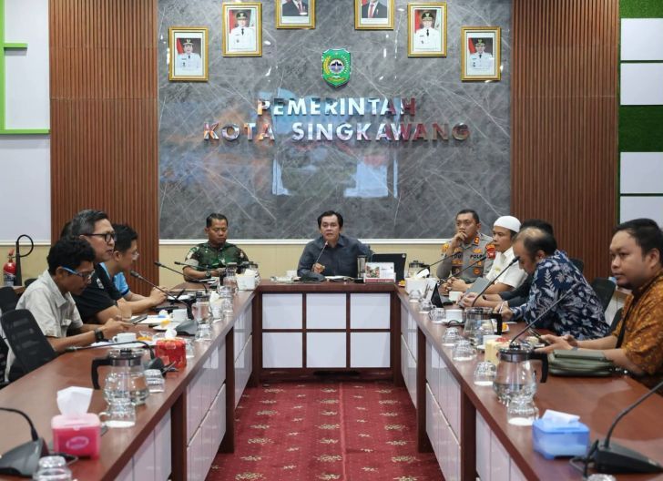 Photo of Pemkot Singkawang Minta Penjelasan PLN Terkait Pemadaman Listrik Akhir-Akhir Ini