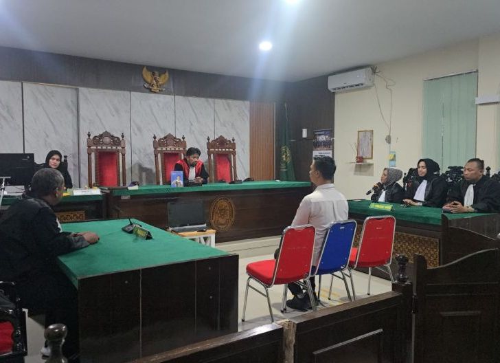 Photo of Sidang Vonis Meigi Ditunda,Kuasa Hukum Soroti Dugaan Barang Bukti Rekening Tak Pernah Dibuka di Persidangan