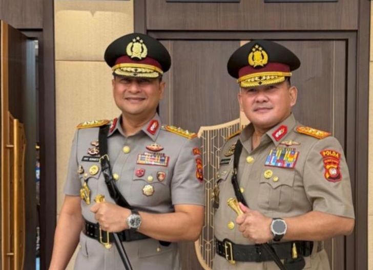 Photo of Irjen Pol Alberd Teddy Benhard Sianipar Resmi Jabat Kapolda Kalimantan Barat