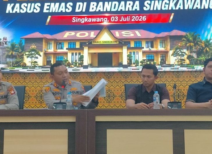 Photo of Polres Singkawang Tegaskan Pemberitaan Kasus Emas di Bandara Merupakan Hoaks, Seluruh Dokumen Dinyatakan Sah