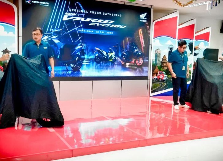 Photo of Hadir dengan Evolusi Desain Terbaru Diperkaya Warna dan Fitur Canggih, New Honda Vario Evo 160 Dinantikan Konsumen Setia Astra Motor Kalbar