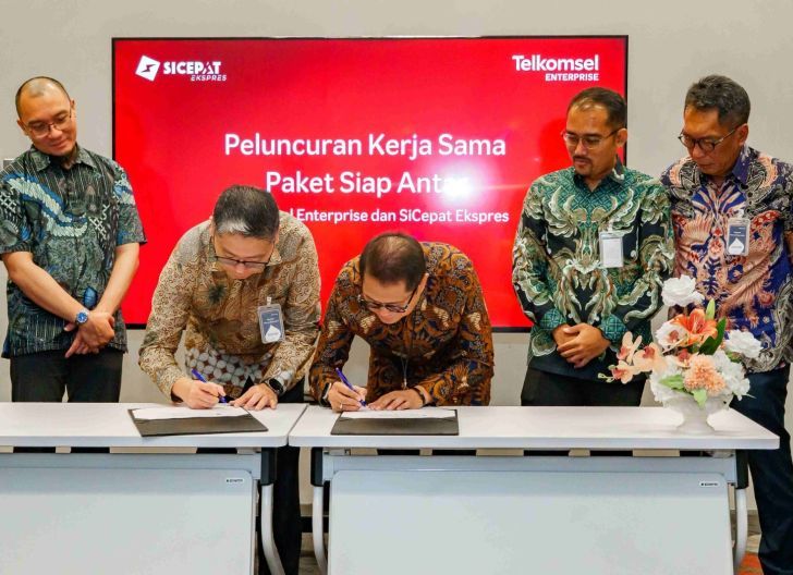 Photo of Dukung Produktivitas Kurir Logistik, Telkomsel dan SiCepat Hadirkan Paket Siap Antar