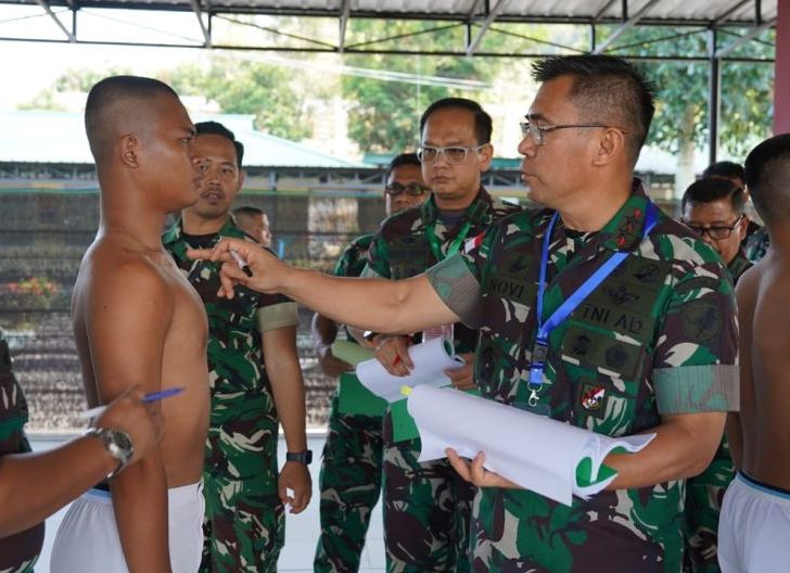 Photo of Pimpin Sidang Cata PK Gelombang II, Pangdam XII/Tpr: Rekrutmen TNI AD Gratis, Objektif, dan Bebas Pungutan