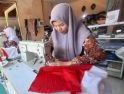 Ekspidisi Merah Putih Rumah JurnalisxMyPertamina, Sarah Bangga Jahit 1.000 Bendera untuk Perbatasan Indonesia