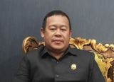 Photo of Anggota Komisi III DPRD Sanggau minta APH Tindak Tegas Penambang Emas Ilegal di Sungai Buayan
