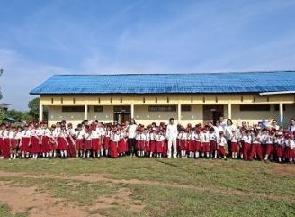 Hari Pertama Masuk Sekolah, Siswa SD Siloam Antusias Upacara Bendera