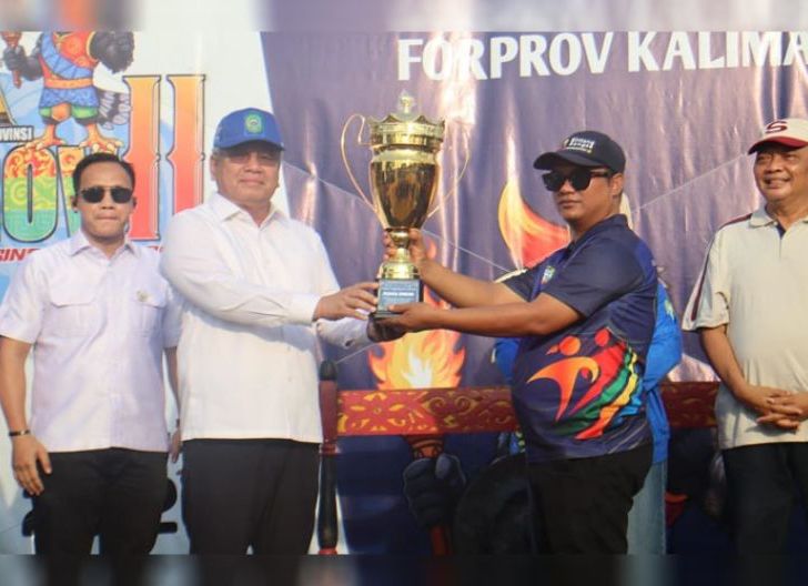 Photo of Kota Pontianak Raih Juara Umum, Forprov II KORMI Kalbar Resmi Ditutup