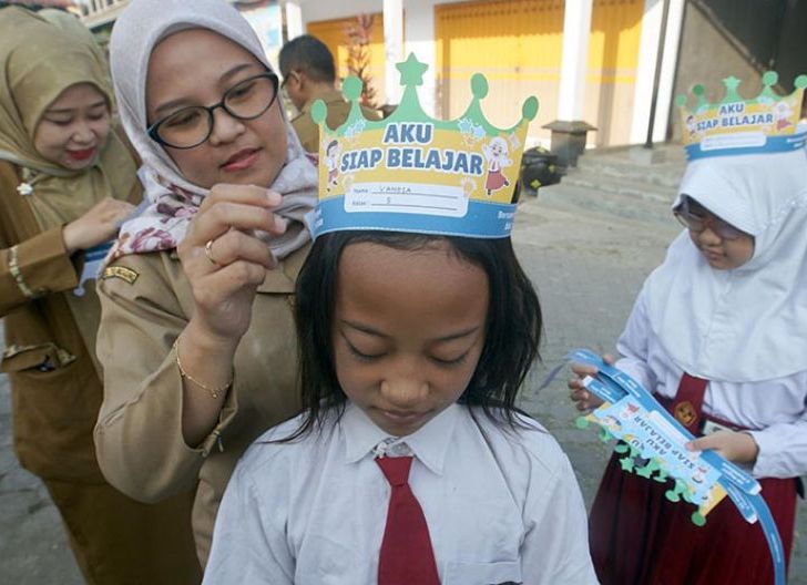 Photo of PGRI: Kalbar Kekurangan 5.000 Guru, Pengangkatan Guru ASN/PPPK tak Penuhi Kebutuhan