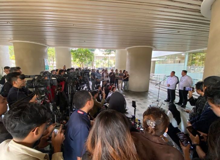 Photo of Kejagung Terbitkan 3 Sprindikdan Bentuk Tim Khusus 9 PenyidikTangani Perkara Penyerahan Kortas Tipikor Polri