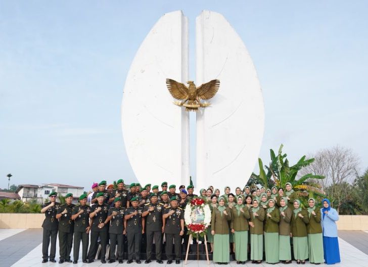 Photo of Peringati HUT ke-68, Kodam XII/Tpr Gelar Ziarah Rombongan di TMP Dharma Patria Jaya