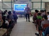 Photo of MPLS di SMPK Agape Sosok Diisi Edukasi Hukum, Polsek Tayan Hulu Bekali Pelajar Bahaya Narkoba dan Etika Bermedia Sosial
