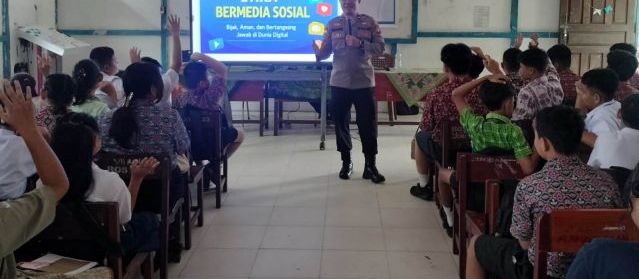 MPLS di SMPK Agape Sosok Diisi Edukasi Hukum, Polsek Tayan Hulu Bekali Pelajar Bahaya Narkoba dan Etika Bermedia Sosial