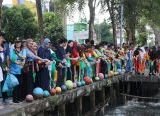 Photo of Kualitas Air Parit Bangkong Membaik hingga 50 Persen, Eco Enzyme Mulai Tunjukkan Hasil
