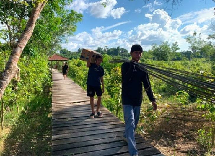 Photo of Ketika Jalan Menjadi Awal Perubahan di Ulak Pauk