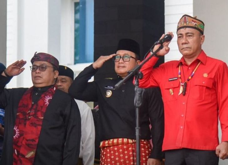 Photo of Wagub Kalbar Pimpin Upacara Peringatan HUT Ke-19 Kubu Raya