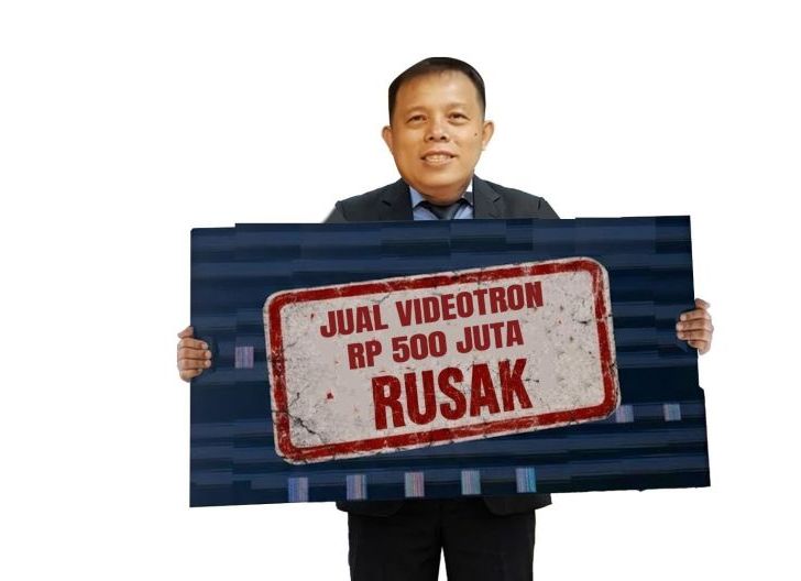Photo of Merasa Tertipu Ratusan Juta Rupiah, Warga Pontianak Laporkan Bos 'LedMaster Videotron' ke Polda Kalbar