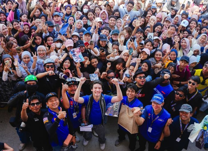 Photo of Idemitsu BLU CRU Yamaha Sunday Race Terheboh Se-Asia Pasifik, Euforia Fans Dinilai Tak Kalah dengan MotoGP di Mandalika