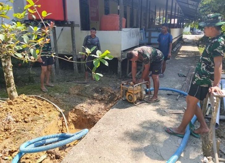 Photo of TMMD dan Warga Bersatu Bangun Sumur Bor Demi Masa Depan Desa 