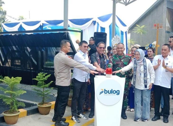 Photo of Kawasan Bisnis dan Hangout Modern Terpadu Pertama di Kalbar, BULOG Resmikan Perdana Avenue di Kota Pontianak