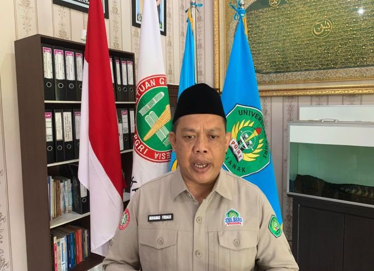 Photo of Universitas PGRI Pontianak Cetak Prestasi, Prodi Pendidikan Matematika Kantongi Akreditasi Unggul dan Fisika Baik Sekali