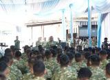 Photo of Tegaskan Jiwa Korsa dan Kebersamaan Jadi Kekuatan Utama Prajurit TNI AD, Wakasad Tinjau Yonif TP 882/Hulubalang
