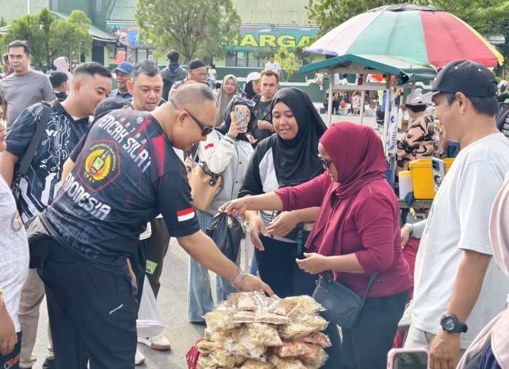 Photo of Car Free Day Ketapang Tak Sekadar Olahraga, Kini Jadi Pusat Layanan Publik dan Penggerak UMKM
