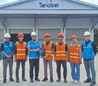 PLN Dukung Peningkatan Produksi PT Sariguna Primatirta Lewat Tambah Daya 865.000 VA