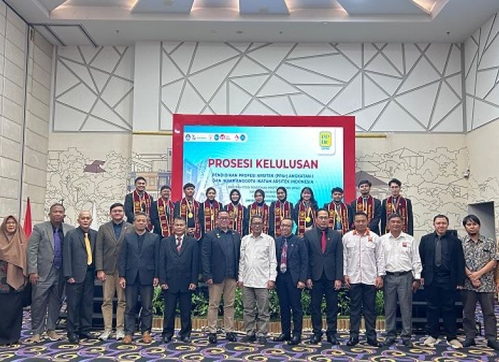 Photo of Cetak Sejarah Baru di Tanah Borneo: PPAr UNTAN Kukuhkan Lulusan Angkatan Pertama, Perkuat Ekosistem Arsitek Kalbar